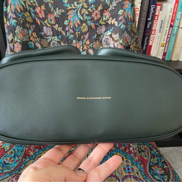 🌸SOLD🌸 Coach Andie in Amazon Green - Picture 2 of 10